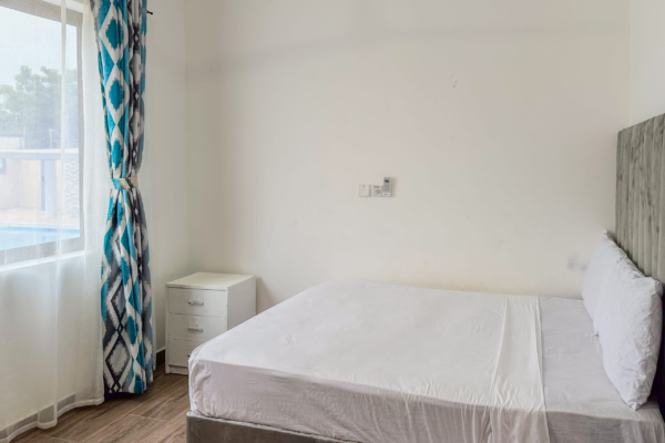 bedroom-4.webp