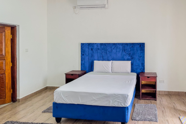 bedroom-5.webp
